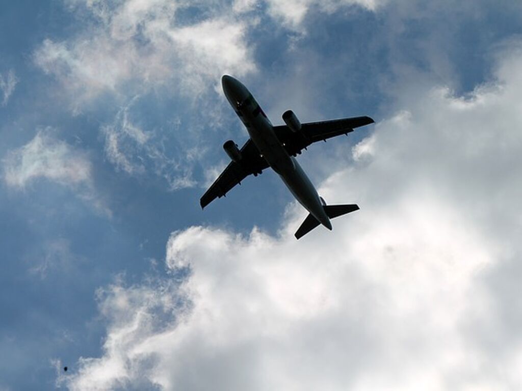 Plane clouds