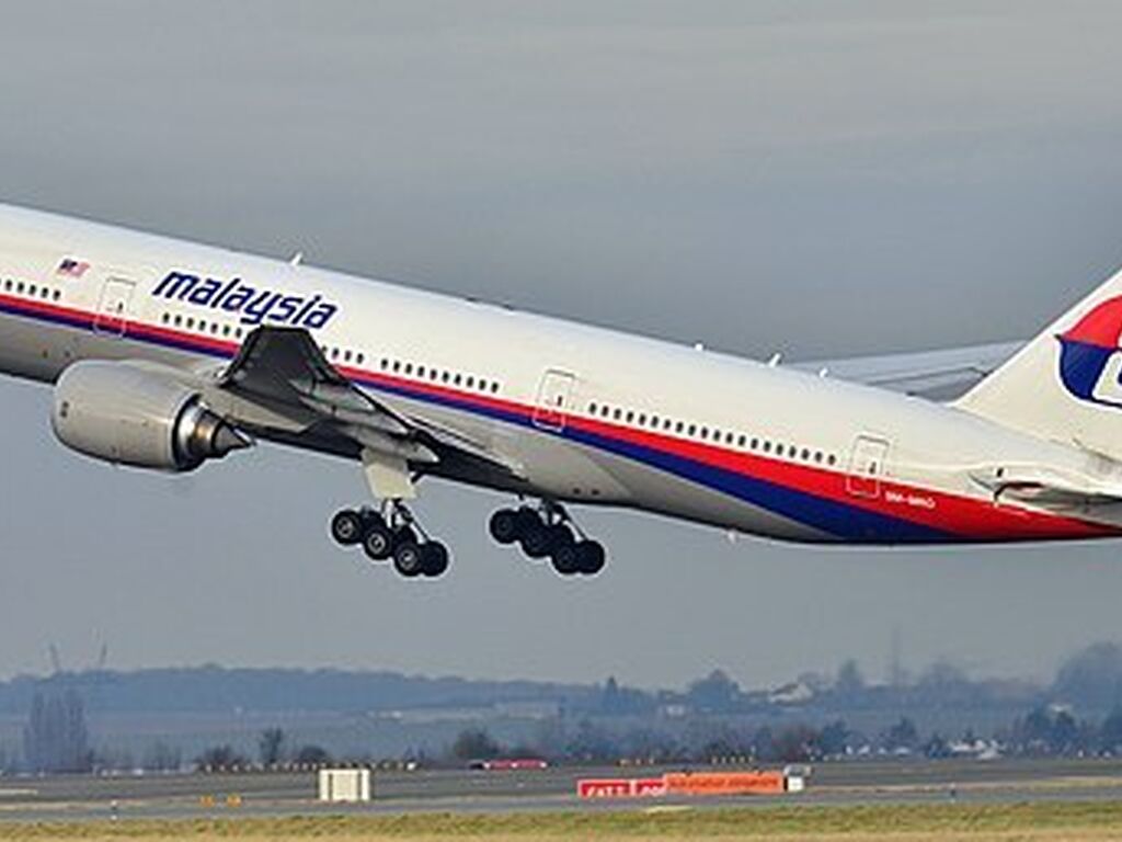 512px 20140320150428 Boeing 777 200 ER Malaysia AL MAS 9 M MRO MSN 28420 404 retusche